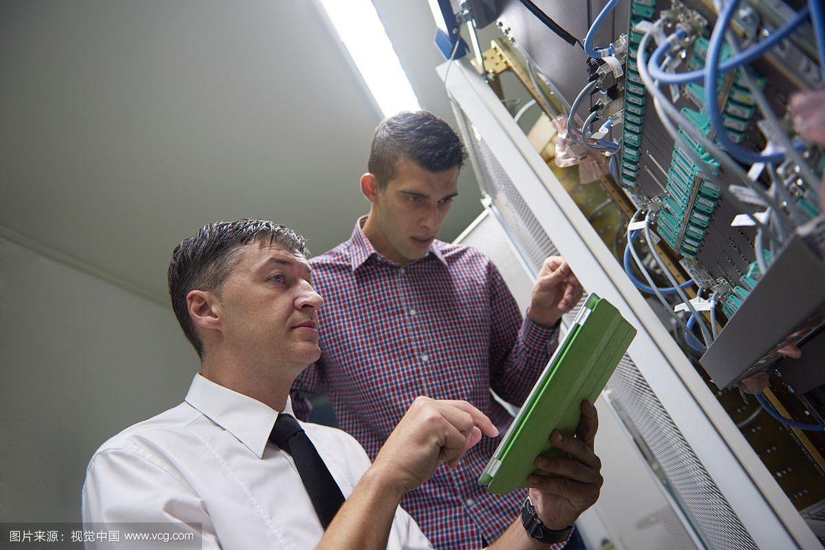 協同作戰 平板業務與網絡工程在機房施工中的角色解析